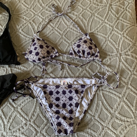 Bikini swimming suits - Picture 2 of 4